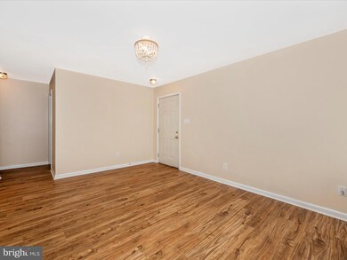 28 W Wilson Blvd, Hagerstown, MD 21740 - photo 5