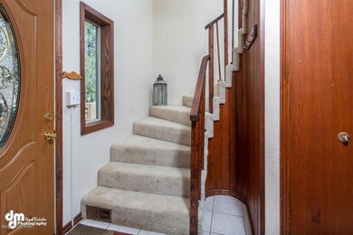 02-Front Entry_DMD_4992