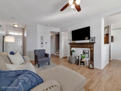 2364 Georgetown Cir unit 52, Aurora, IL 60503 - photo 5