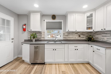 436 Applegate Ave, Toms River, NJ 08757 - photo 6