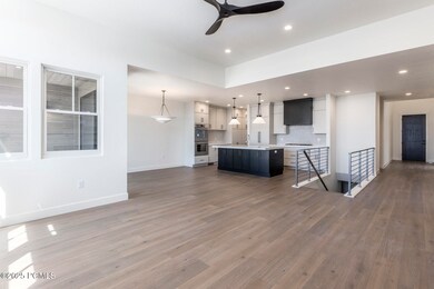 698 E Silver Hill Loop, Hideout, UT 84036 - photo 4