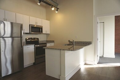 60 E Water St unit 2006, North Andover, MA 01845 - photo 2