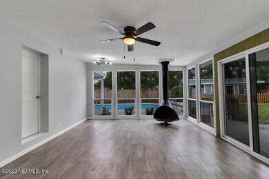 6318 Autlan Dr, Jacksonville, FL 32210 - photo 6