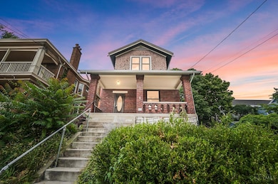 348 Volkert Ave, Cincinnati, OH 45219 - photo 2