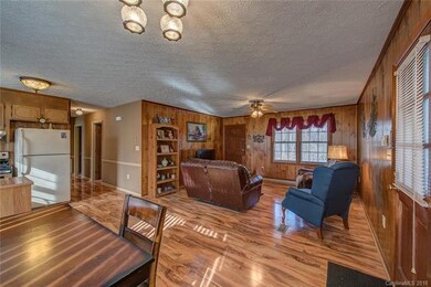 416 Christopher Rd, Shelby, NC 28152 - photo 4