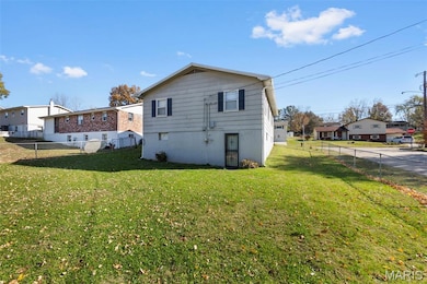 527 Lyndhurst Dr, Jackson, MO 63755 - photo 7