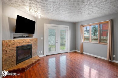05-Living Room_ELI01205
