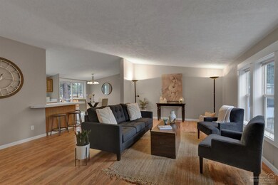 14747 Bluegrass Loop, Sisters, OR 97759 - photo 2