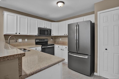 28103 April Ct, Walled Lake, MI 48390 - photo 7