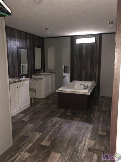 20607 Chaney Rd, Zachary, LA 70791 - photo 3