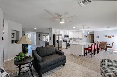 17414 N Lime Rock Dr, Sun City, AZ 85373 - photo 5