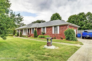 260 Cammi Dr, Shepherdsville, KY 40165 - photo 2