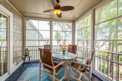 06_410OselkaDr_Unit223_97_SunRoom_LowRes
