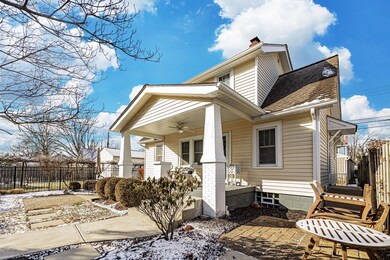 1283 elmwood 008