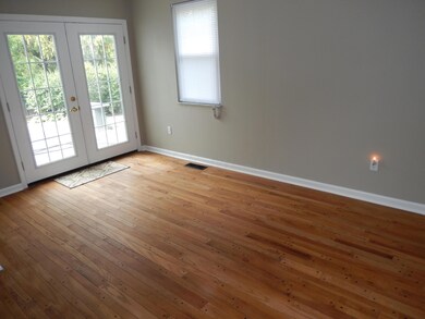 4843 Karl Rd, Columbus, OH 43229 - photo 6