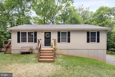 295 Honeysuckle Ln, Harpers Ferry, WV 25425 - photo 2