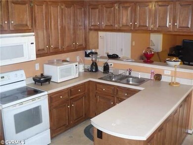 4421 Heidi Place, Midlothian, VA 23112 - photo 2