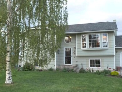 619 Granite View Dr, Kalispell, MT 59901 - photo 2