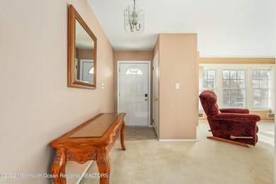 Foyer-Living Rm