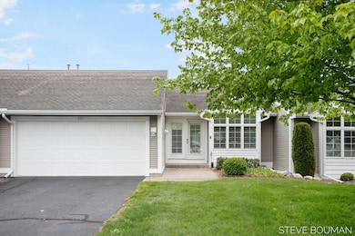 2-web-or-mls-852-claremont-ct