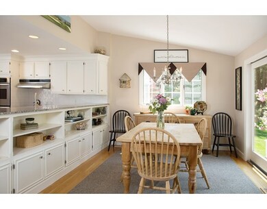 131 Montvale Rd, Weston, MA 02493 - photo 4