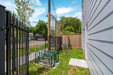 3622 Griggs Rd, Houston, TX 77021 - photo 7