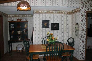 Breakfast nook off kitchen