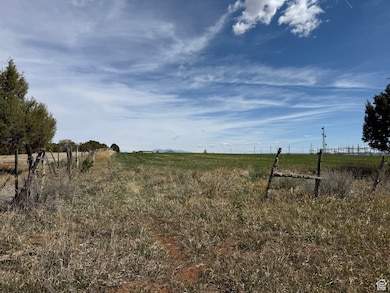 View of nature featuring a rural view