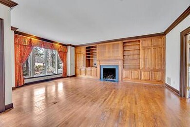 Glen Oaks Family Room