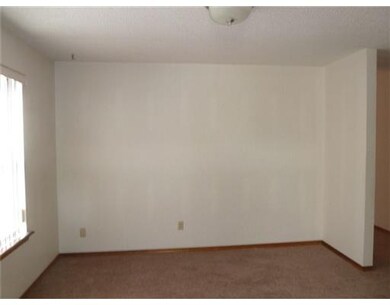 1011 W Linden St, Rogers, AR 72756 - photo 4