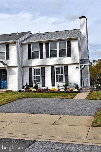 6718 Seat Pleasant Dr, Capitol Heights, MD 20743 - photo 3