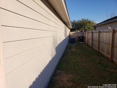 9727 Connemara Bend, San Antonio, TX 78254 - photo 5