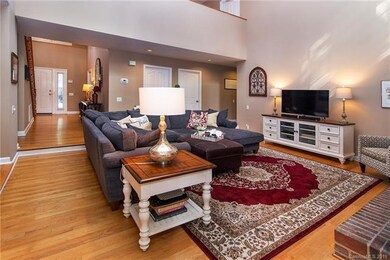 12738 Cliffcreek Dr, Huntersville, NC 28078 - photo 4