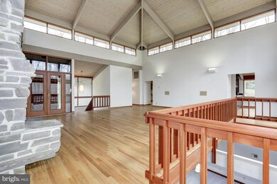 1724 Dressage Dr, Reston, VA 20190 - photo 6