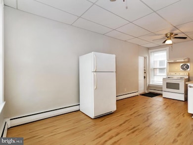 269 Chestnut St, Pottstown, PA 19464 - photo 3