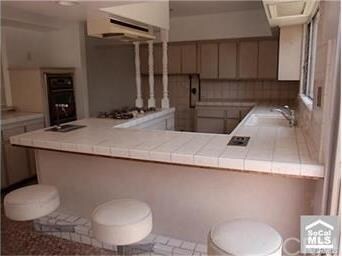 828 W 137th St, Compton, CA 90222 - photo 5