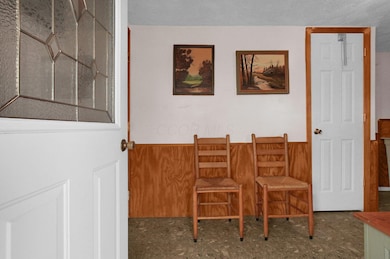 6-web-or-mls-1439-marsdale-ave