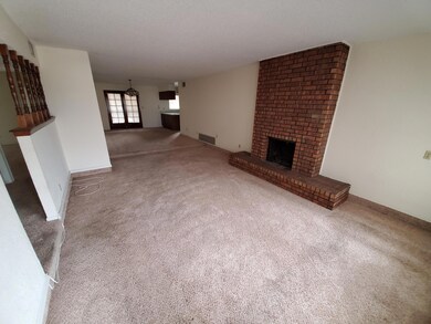 10739 Adauto Ct unit A, El Paso, TX 79935 - photo 3