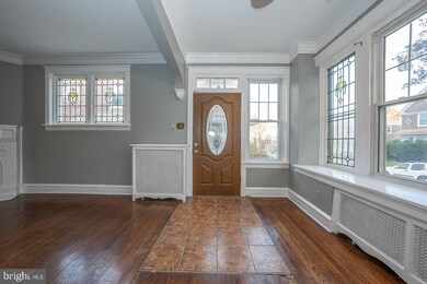 209 W Albemarle Ave, Lansdowne, PA 19050 - photo 2