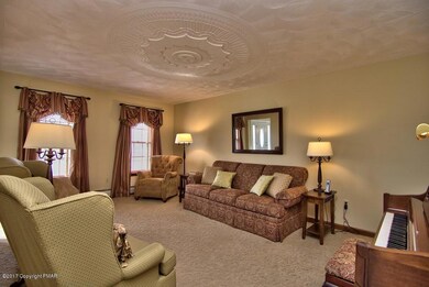 914 Clearview Rd, Moscow, PA 18444 - photo 4