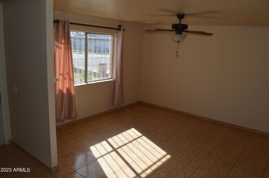 5450 W Lewis Ave, Phoenix, AZ 85035 - photo 2