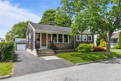 4 Sagamore St, Newport, RI 02840 - photo 2