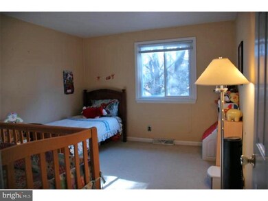 304 Bernard Ct, Chesterbrook, PA 19087 - photo 6