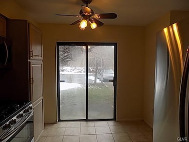 1532 Creekside Rd, Whitehall, PA 18052 - photo 7