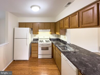 4206B Fenwick Ln unit 4206, Mount Laurel, NJ 08054 - photo 7