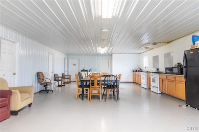 6258 Hill Rd, Sodus, NY 14551 - photo 5