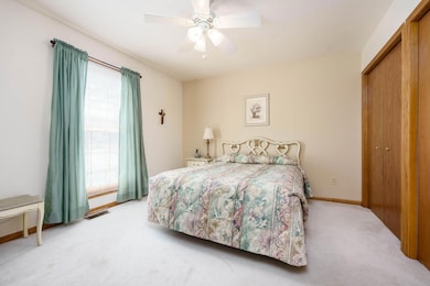 Hunters_Place_2911_Kalamazoo_49048-3