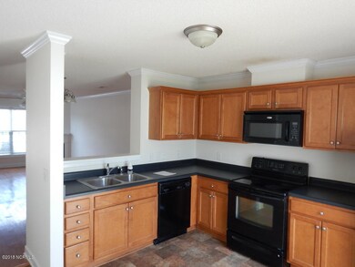 33 KITCHEN
