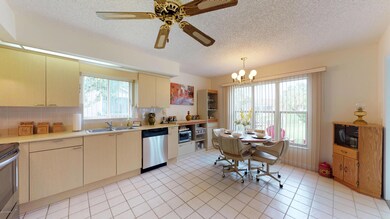 Kitchen 3