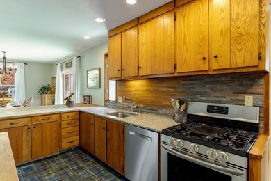 9 Colonial Dr, Littleton, MA 01460 - photo 5